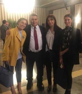 ჰოლოკოსტის ისტორიის კურსის სტუდენტები ებრაული კულტურის საღამოზე